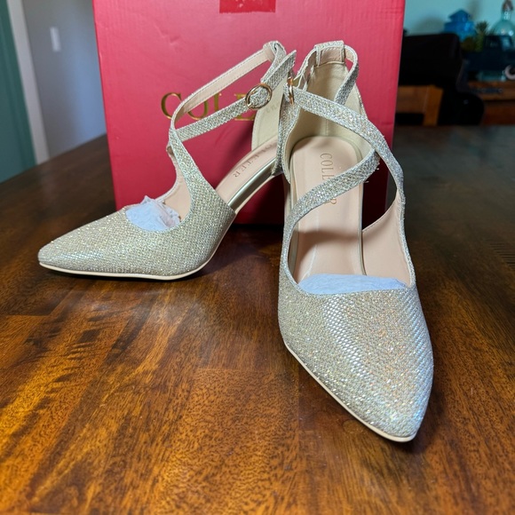 NWT Women’s Gold Glitter Heels Size 6  4" Pointed Toe Crossed Ankle Strap - Picture 7 of 16